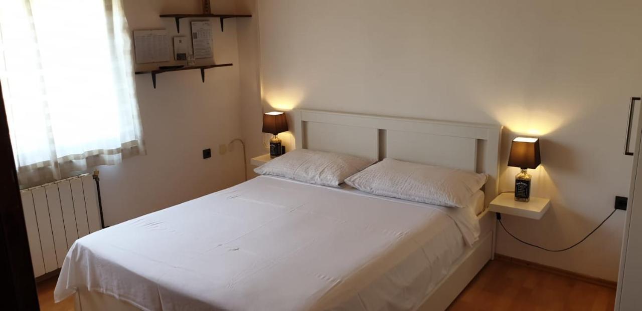 Apartments And Rooms Ivana 크르크 외부 사진
