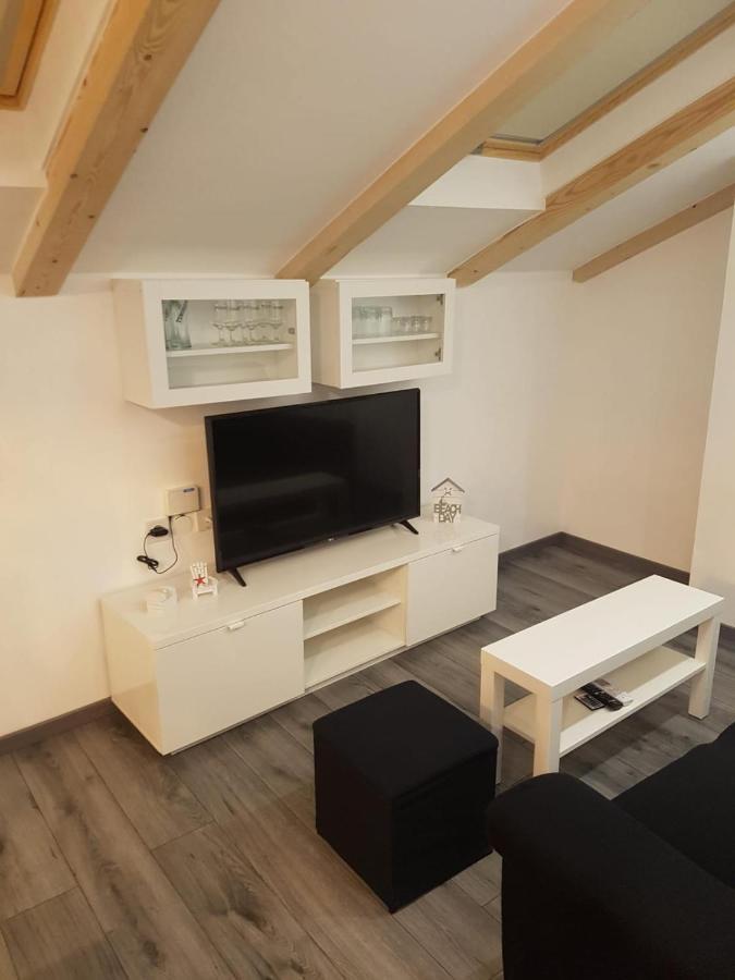 Apartments And Rooms Ivana 크르크 외부 사진